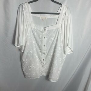 Grand & Greene White Button-Down Blouse with Floral Details